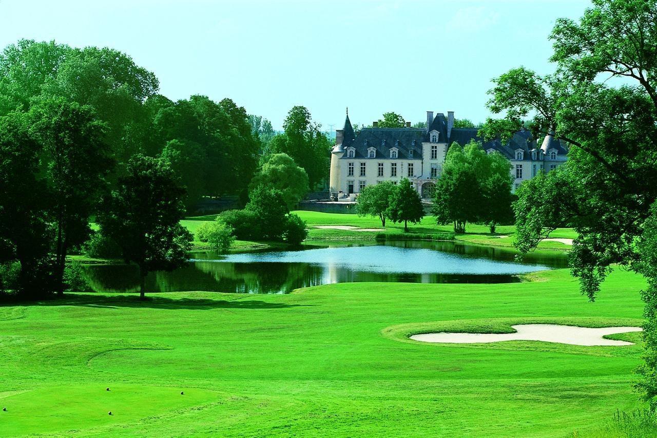 Chateau D'Augerville Golf & Spa Resort Εξωτερικό φωτογραφία