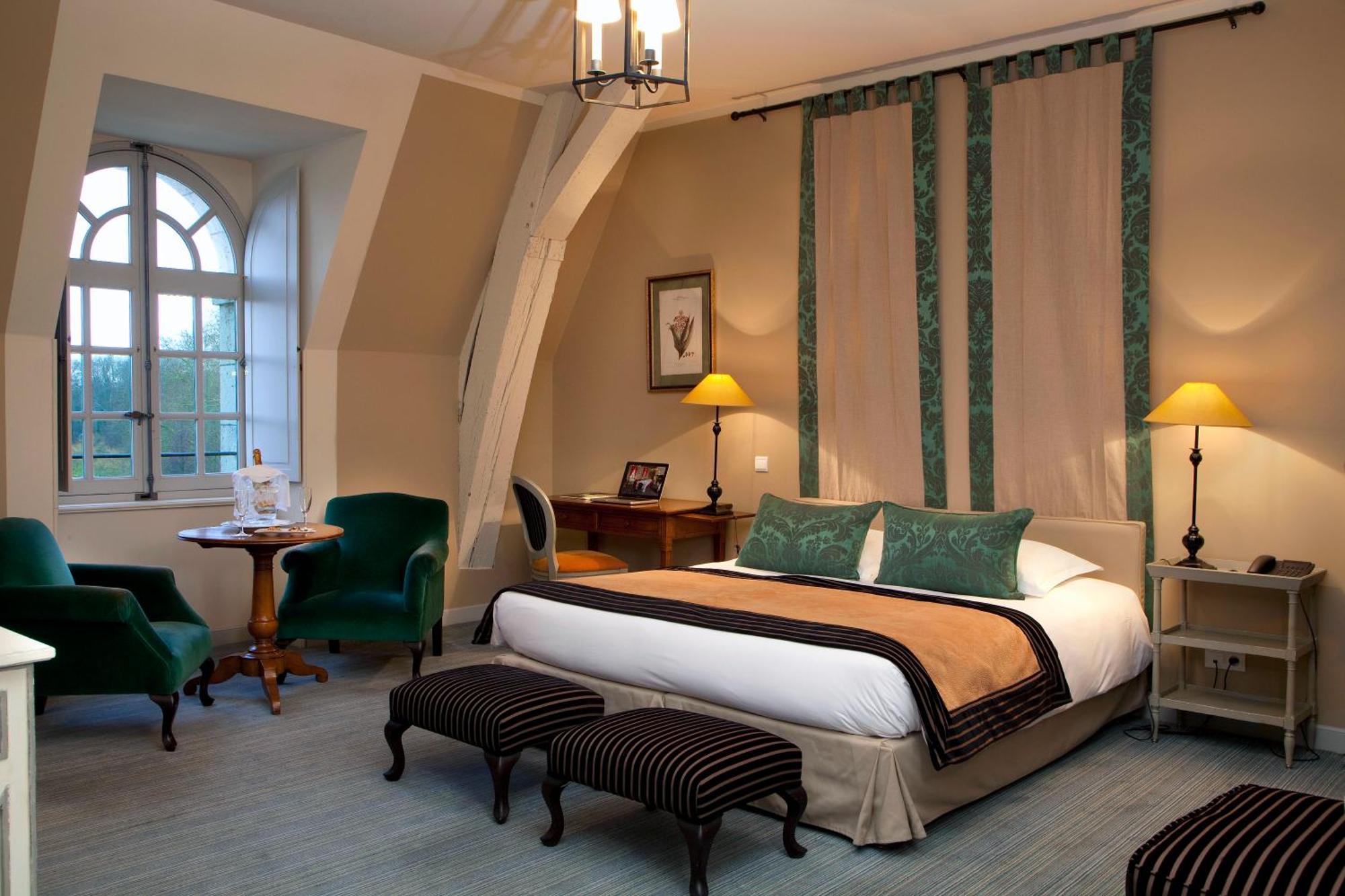 Chateau D'Augerville Golf & Spa Resort Εξωτερικό φωτογραφία