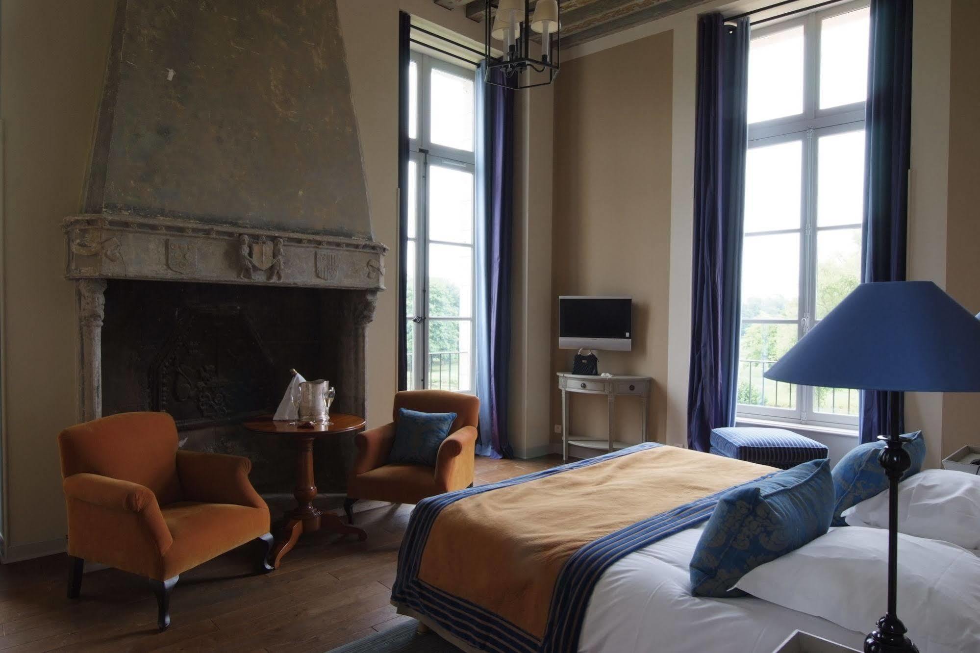 Chateau D'Augerville Golf & Spa Resort Εξωτερικό φωτογραφία